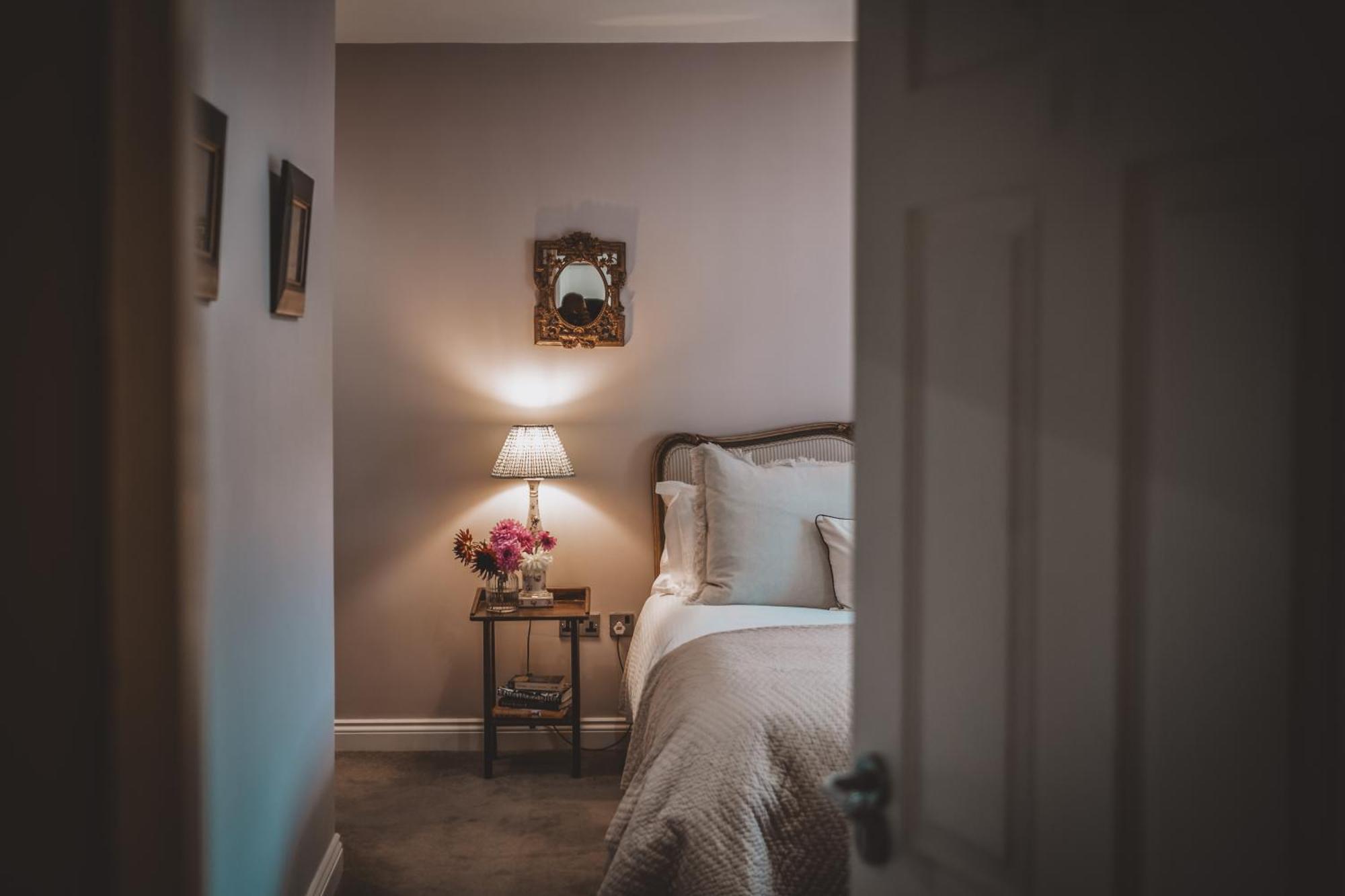The Hare & Hounds Inn Bowland Bridge Eksteriør billede