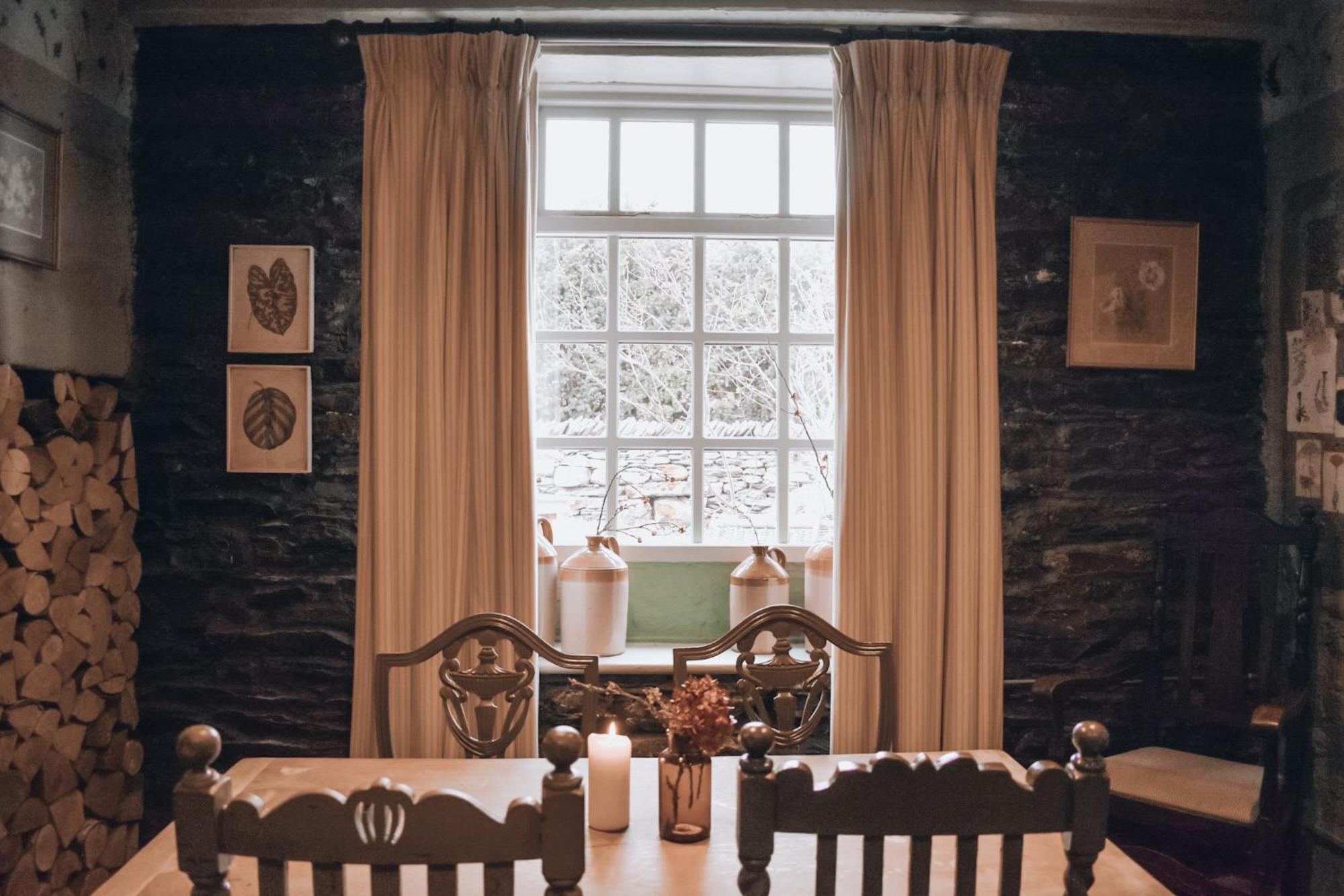 The Hare & Hounds Inn Bowland Bridge Eksteriør billede